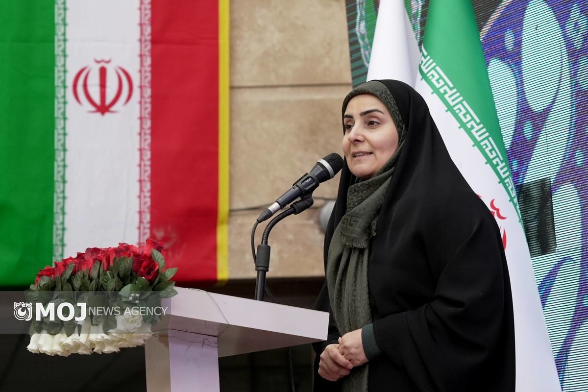 فرزانه صادق