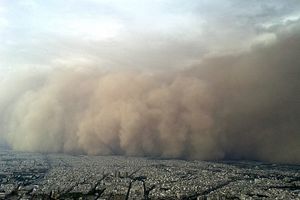 پدیده گرد و غبار در راه است