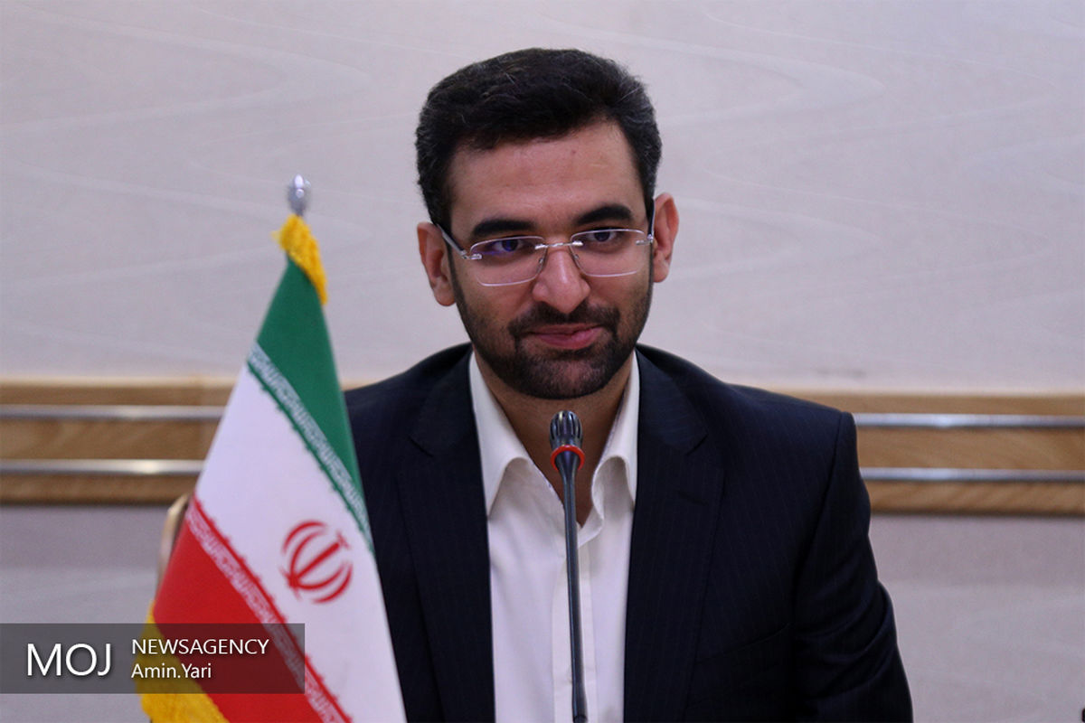 دیدار وزیرحمل و نقل و ارتباطات و فناوری اطلاعات ارمنستان با آذری جهرمی