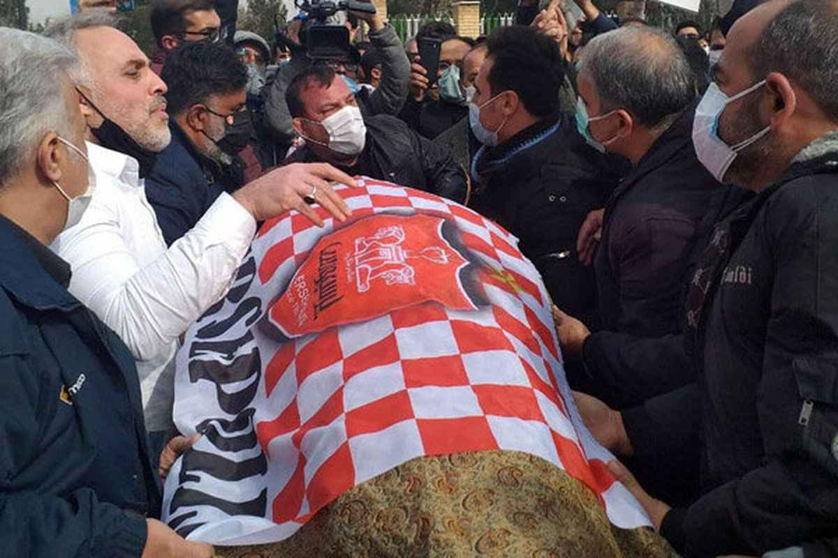 خاکسپاری مهرداد میناوند