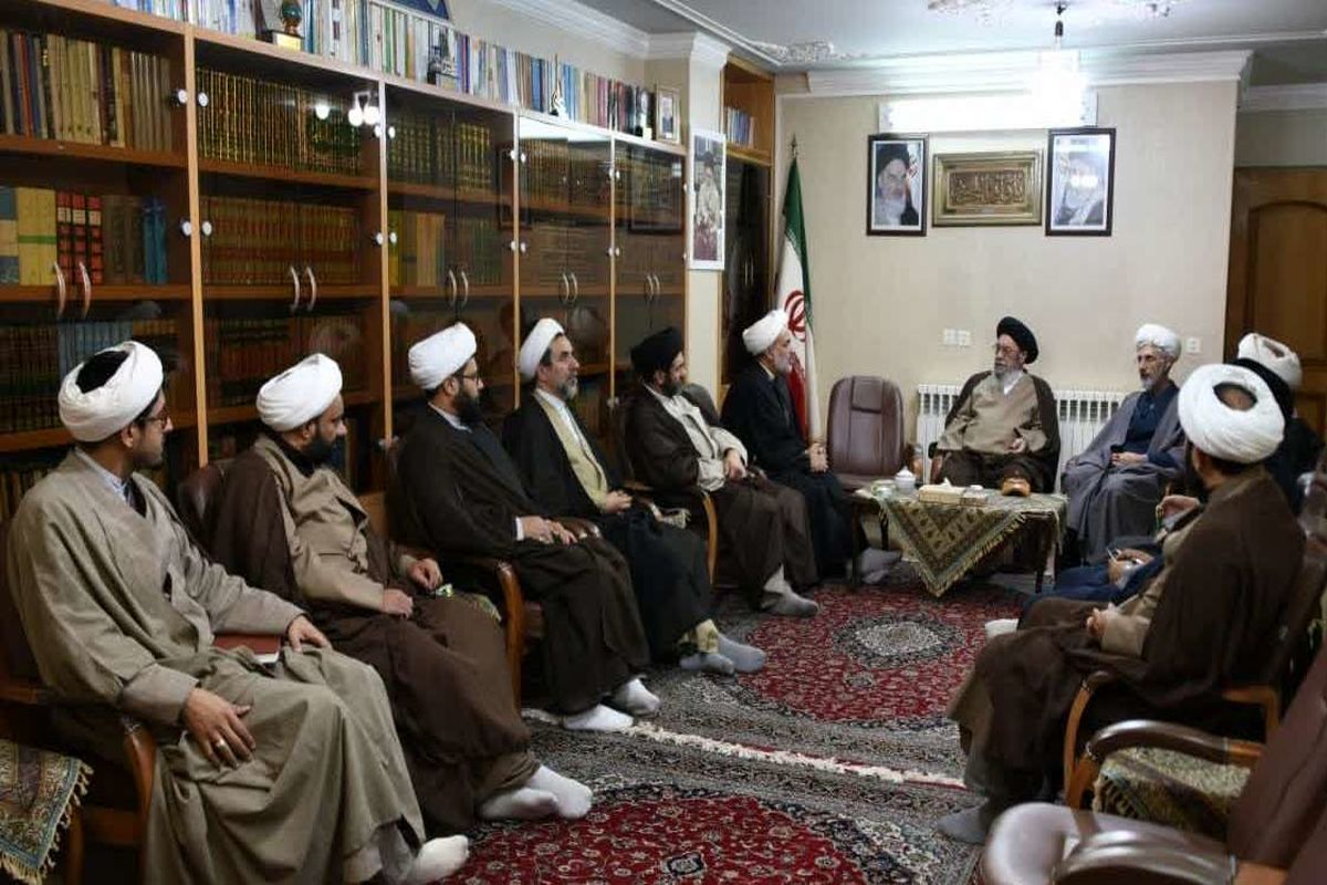 امام جمعه اصفهان