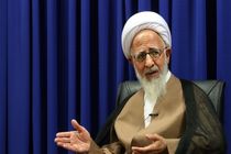 هر اقدامی که موجب تضعیف نظام شود، حرام است