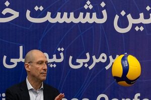 سرمربی جدید والیبال ایران با برد به تیم ملی آمد