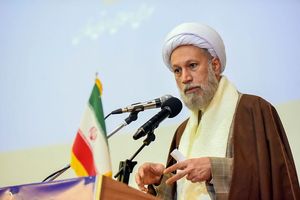 پلیس چه در مرزها و چه در داخل کشور وظیفه امنیت را بر عهده دارد