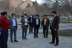 بازدید میدانی شهردار از بازپیرایی پارک کوهستان یزد/پیگیری احداث کمپ مسافر در پارک کوهستان