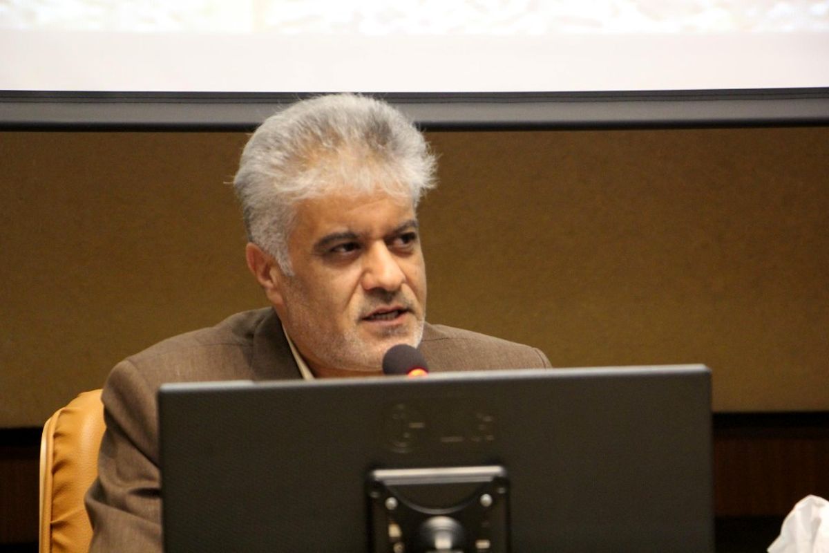 معاون آموزش و پرورش