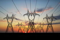 شبکه برق استان تهران در اوج نبرد پایدار است
