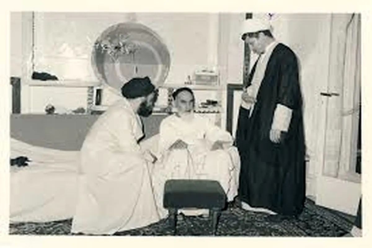 امام خمینی (ره)