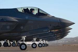 جنگنده‌های F-35  تحویلی به ریاض محدود و برای جنگ میان کشورهای منطقه است! + فیلم