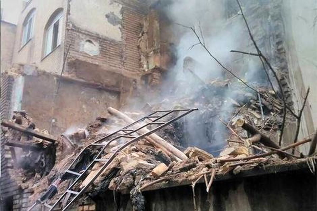 ریزش ساختمان