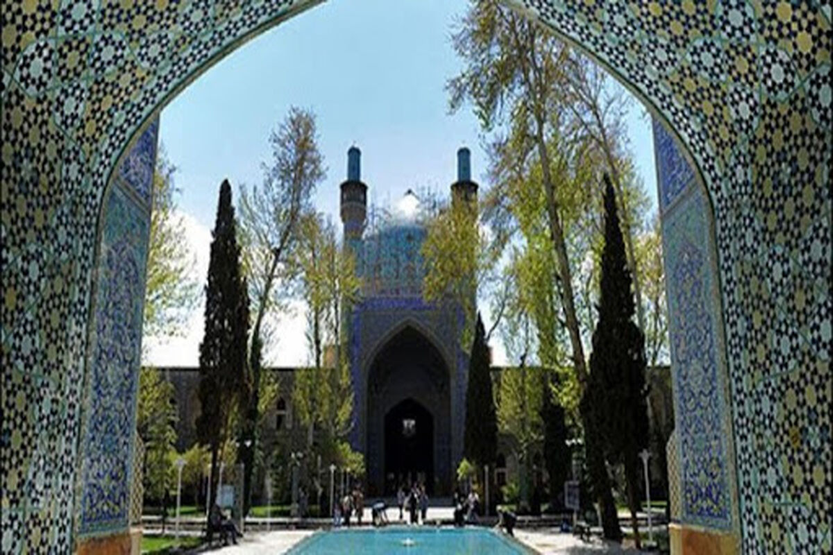 مدرسه چهارباغ اصفهان