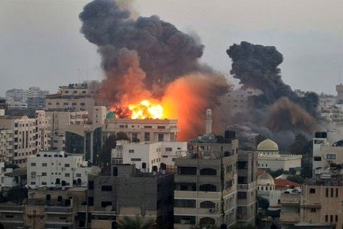 غزه همچنان در آتش