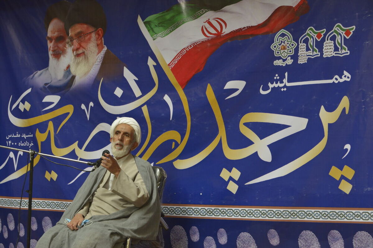 حجت الاسلام و المسلمین مهدی طائب
