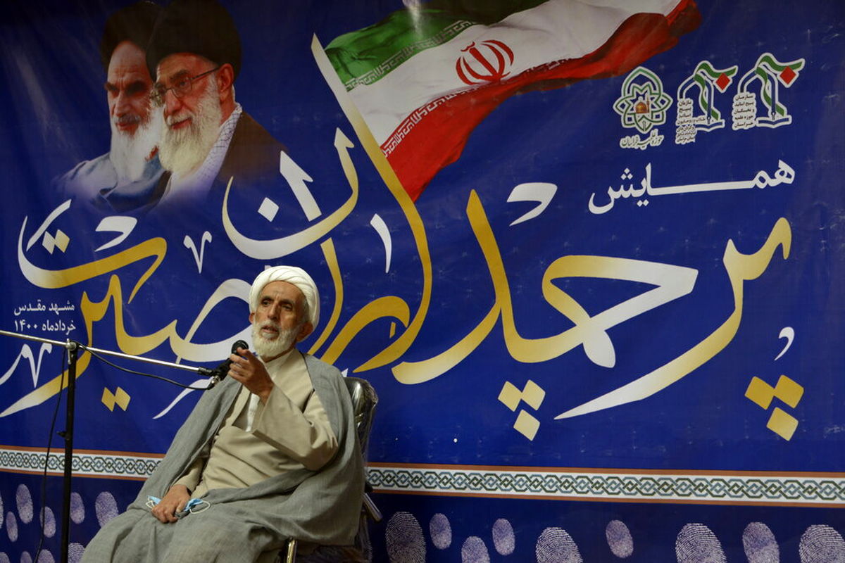 حجت الاسلام و المسلمین مهدی طائب