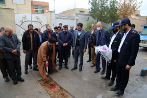 کلنگ زنی نصب نخستین انشعاب فاضلاب شهر اشترجان