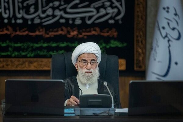 در عرصه نبرد اقتصادی باید روحیه جهادی داشته باشیم
