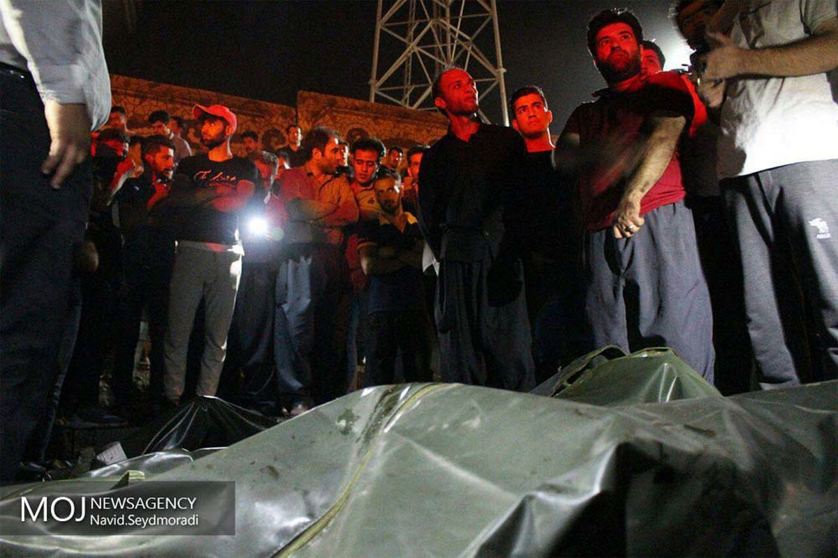 تصادف مرگبار اتوبوس و تانکر سوخت در سنندج