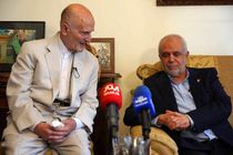 رئیس بنیاد شهید و امور ایثارگران با آزاده سیدمحسن یحیوی دیدار کرد