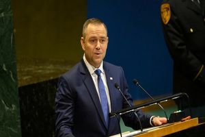 اسرائیل قوانین بین‌الملل را رعایت کند