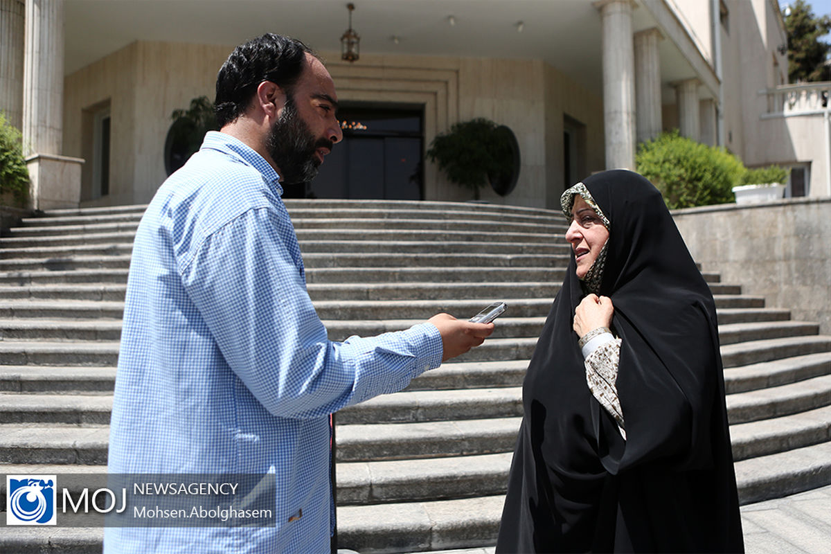 حاشیه جلسه هیات دولت - ۲ مرداد ۱۳۹۸