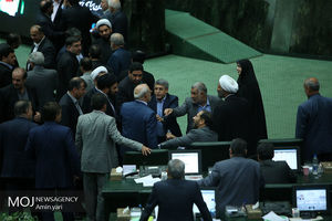 برخی با داد و بیداد می خواستند در مجلس علیه CFT رای بگیرند