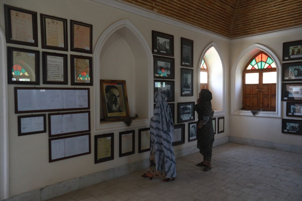 اسناد تاریخی
