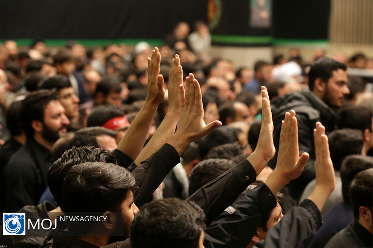 آخرین شب عزاداری ایام فاطمیه با حضور مقام معظم رهبری