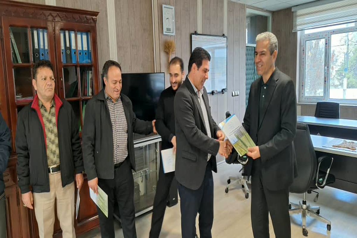 ودود ایرانیان مدیر کل غله استان اردبیل