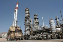 افتتاح واحد تصفیه نفت سفید پالایشگاه اصفهان /خودکفایی در تولید کاتالیست با تکیه بر توان دانش‌بنیان‌ها