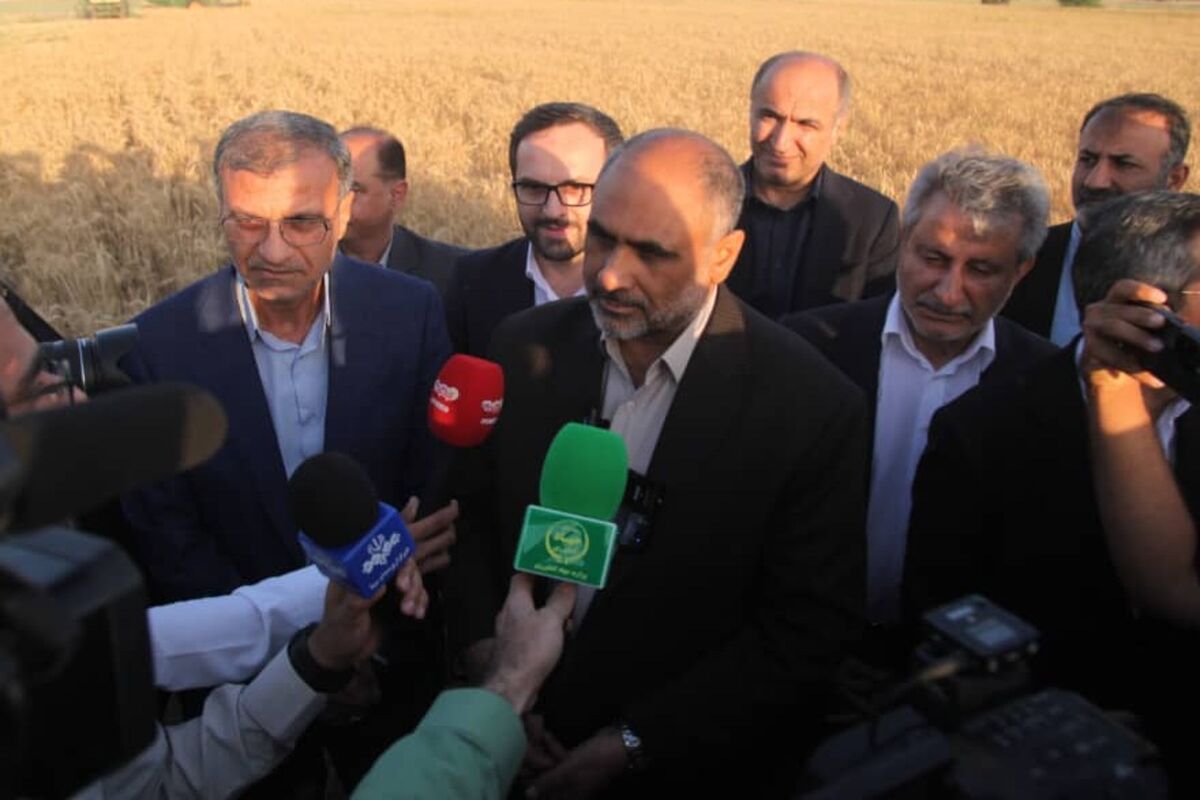 وزیر جهاد کشاورزی 