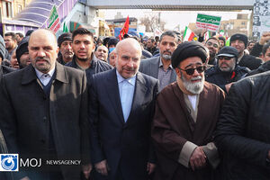 با حضور پرشور مردم، عزت و قدرت نظام اسلامی ایران امروز تثبیت شد