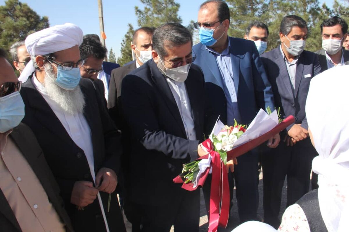 وزیر فرهنگ و ارشاد اسلامی