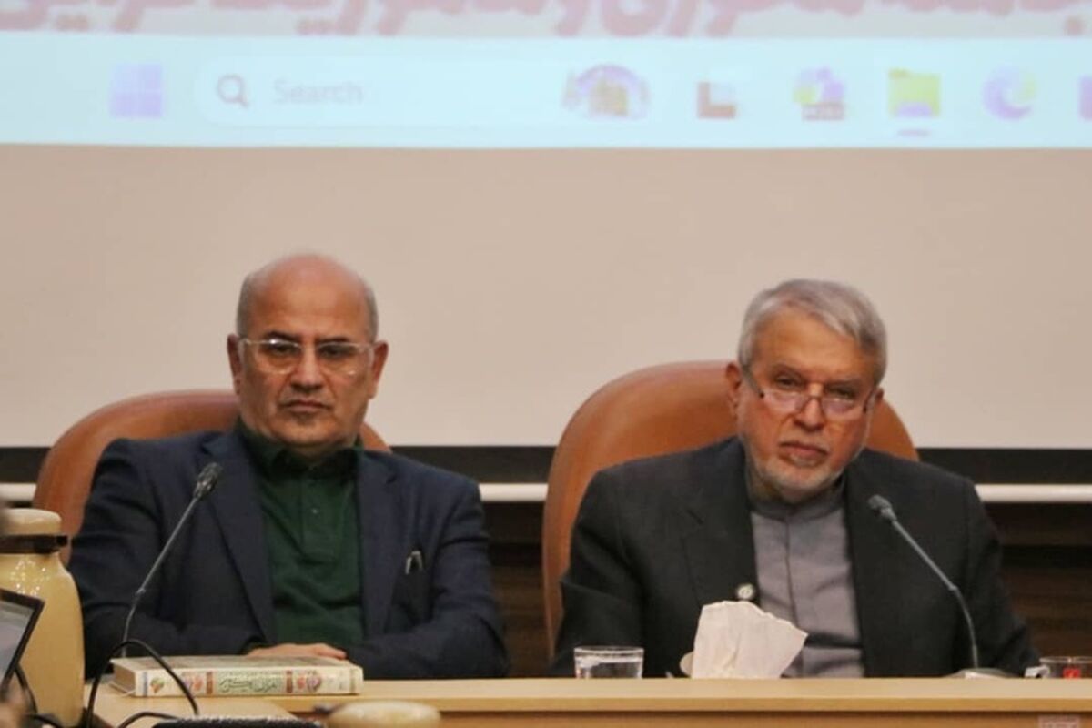 وزیر میراث فرهنگی