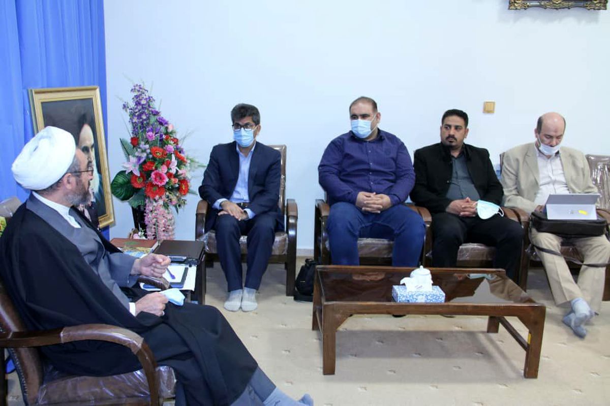 دیدار امام جمعه و روابط عمومی استانداری