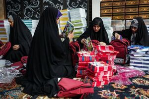 ۲۵۰ هزار بسته نوشت‌افزار و ۱۰ هزار بسته معلمانه در مناطق محروم کشور توزیع شد