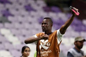 تیام پشت درهای ورزشگاه تختی