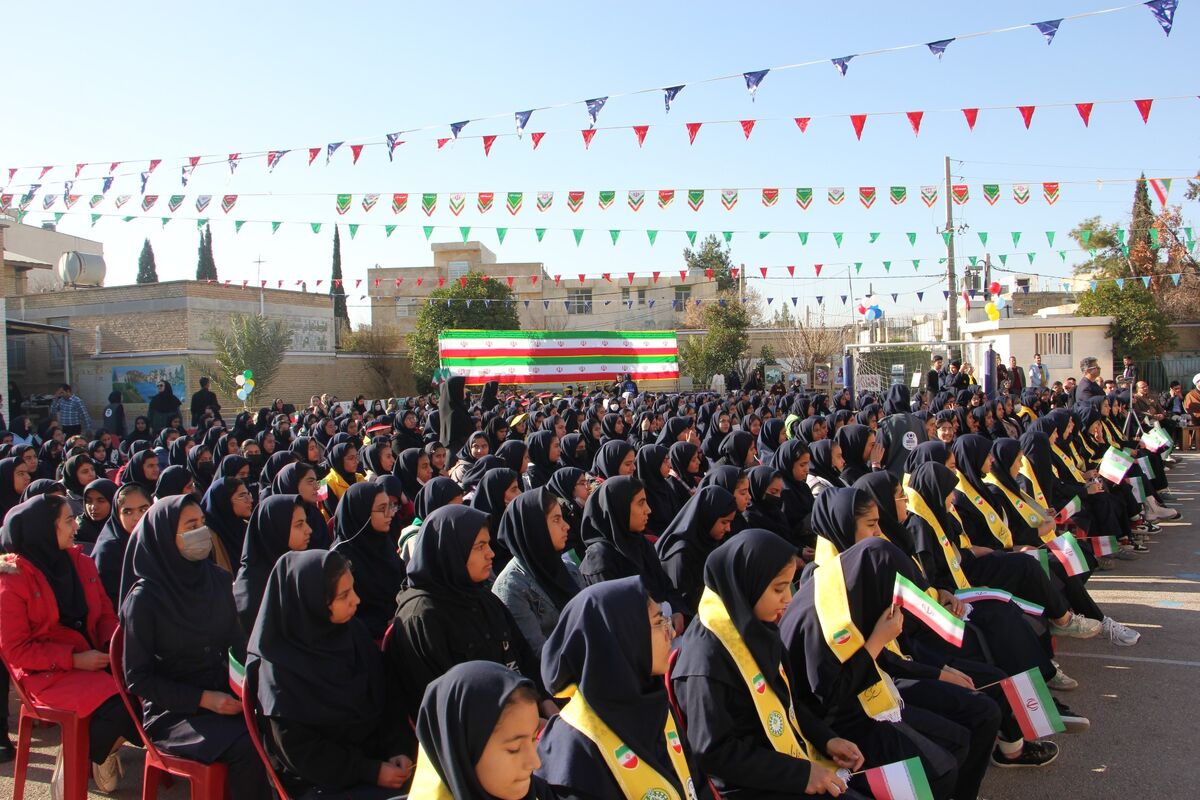 زنگ انقلاب+ مدارس فارس