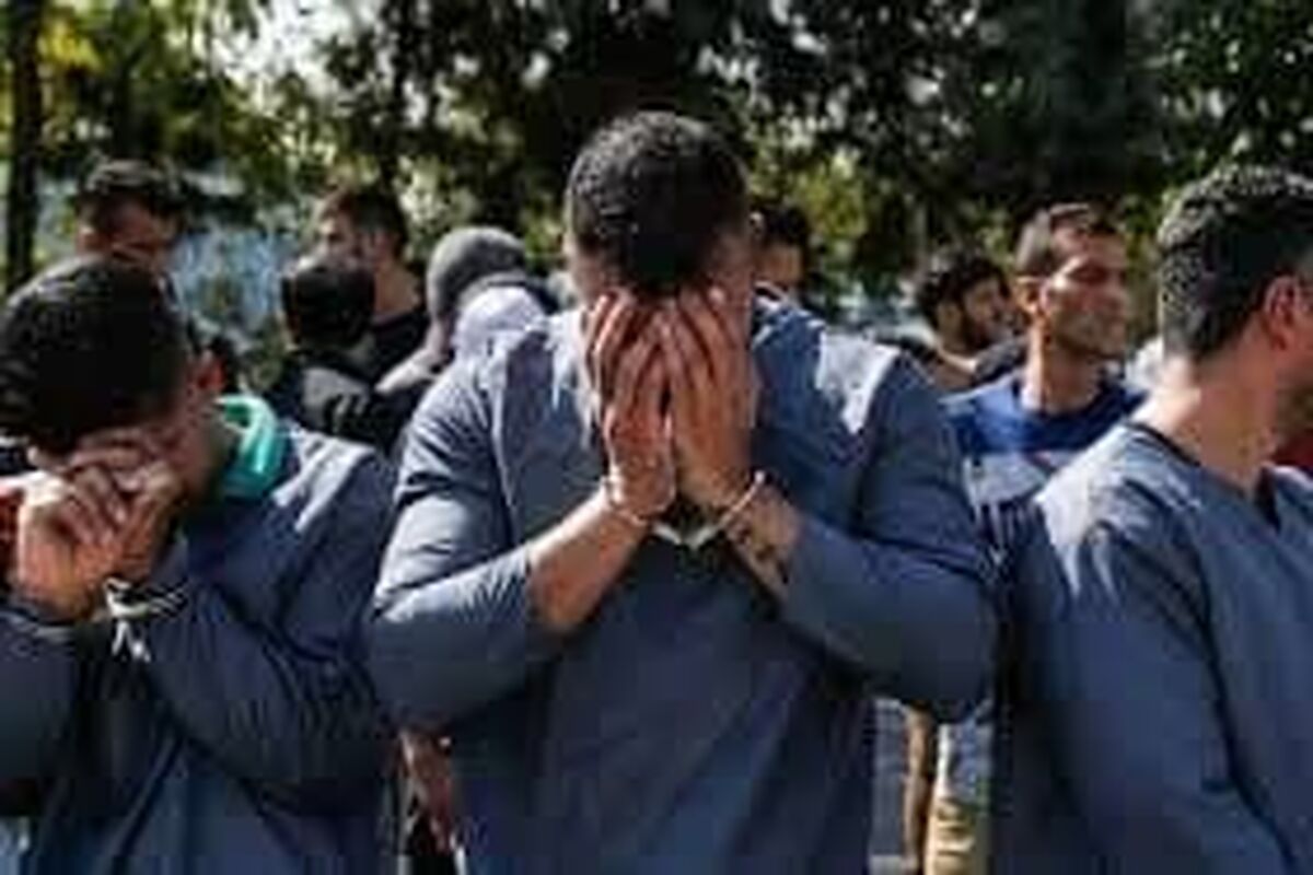 دستگیری اراذل و اوباش
