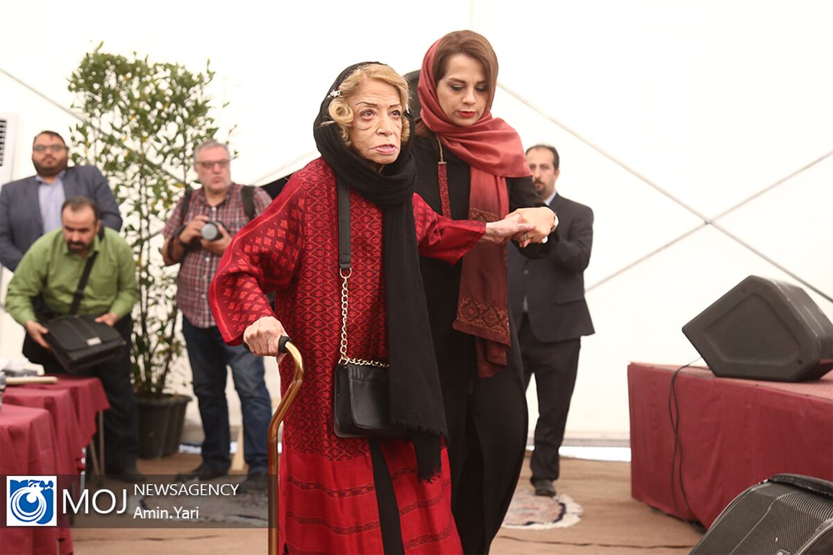 واگذاری سند زمین موزه ایران درودی