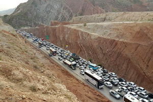 ترافیک سنگین جاده‌های شمالی کشور