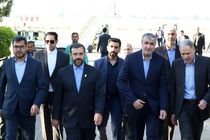 رئیس سازمان انرژی اتمی وارد استان فارس شد