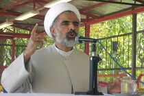 به گزینش چه مربوط از فرد سوال کند که از چه کسی تقلید می‌کند