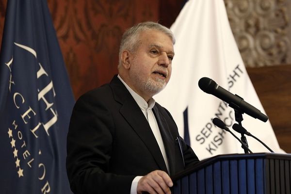 حفاظت از شهر استخر باید تقویت و از حفاری غیرمجاز جلوگیری شود