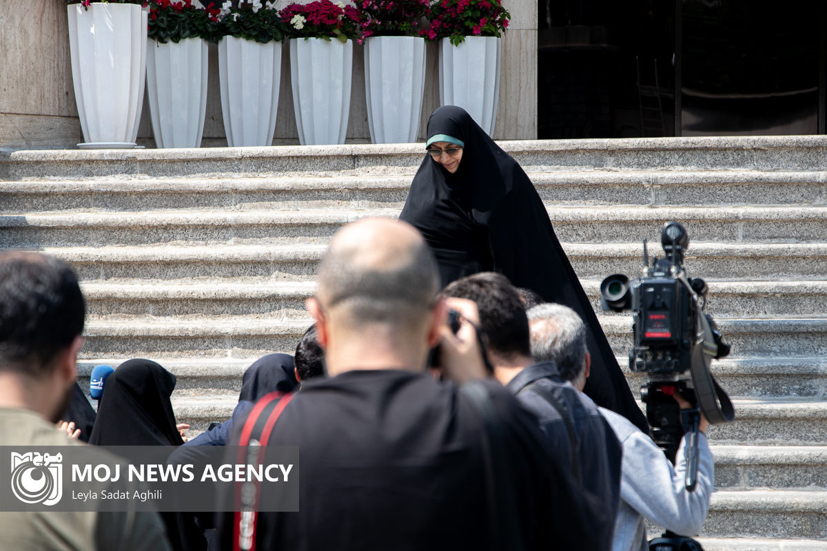 حاشیه هیات دولت - 29 فروردین