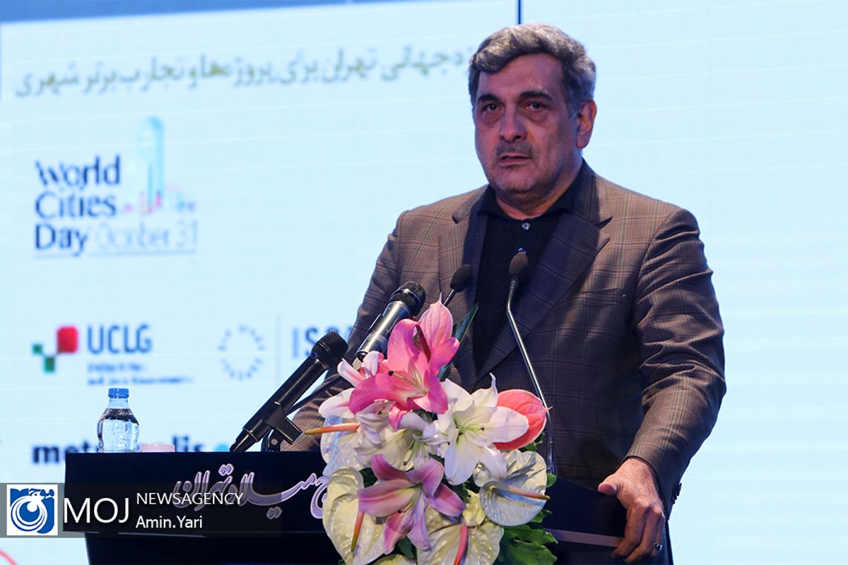 چهارمين دوره جايزه جهاني خشت طلايي تهران/ حناچی