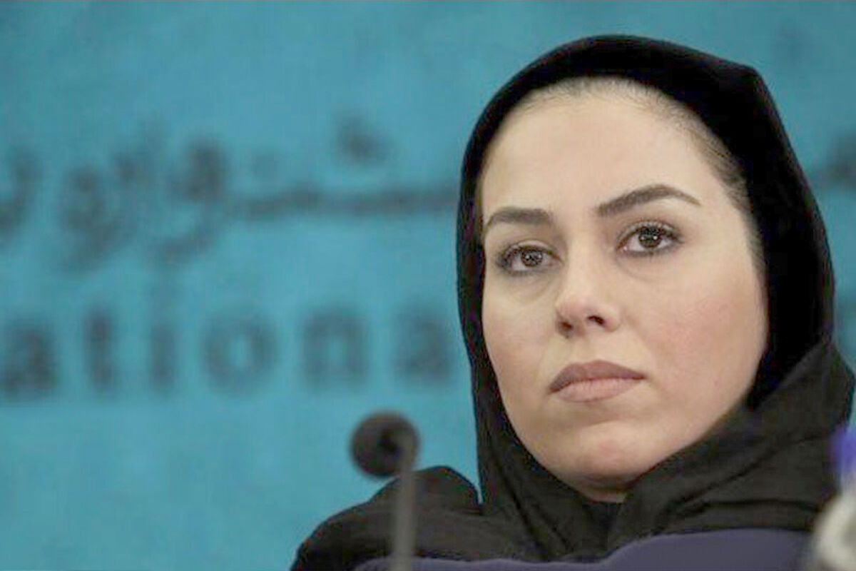 تینا پاکروان