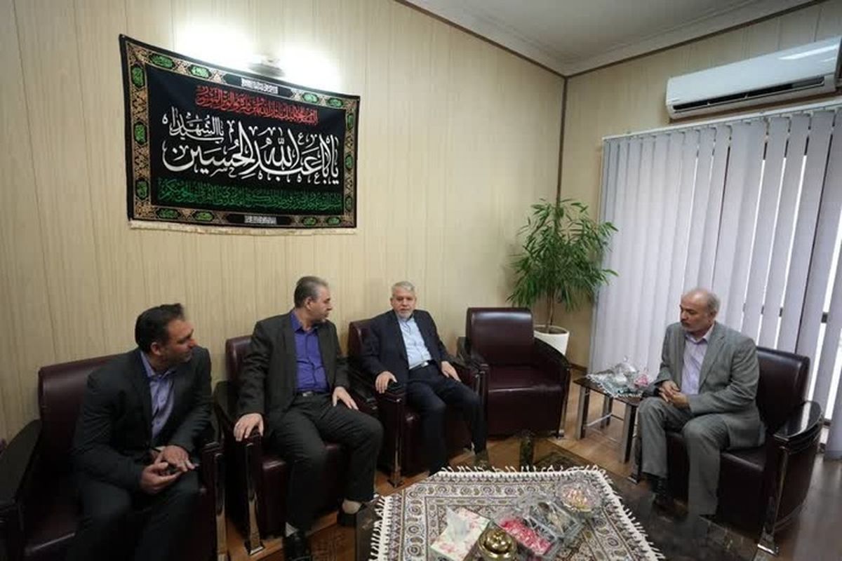 وزیر میراث‌فرهنگی، گردشگری و صنایع‌دستی