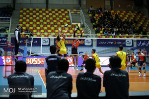دیدار تیم های والیبال سایپا تهران و سارویه ساری