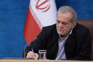 رئیس‌جمهور به سید حسن خمینی تسلیت گفت