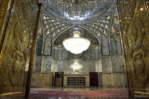 عملیات مرمت آینه‌کاری‌های رواق دارالسعاده به ۶ ماه زمان نیاز دارد